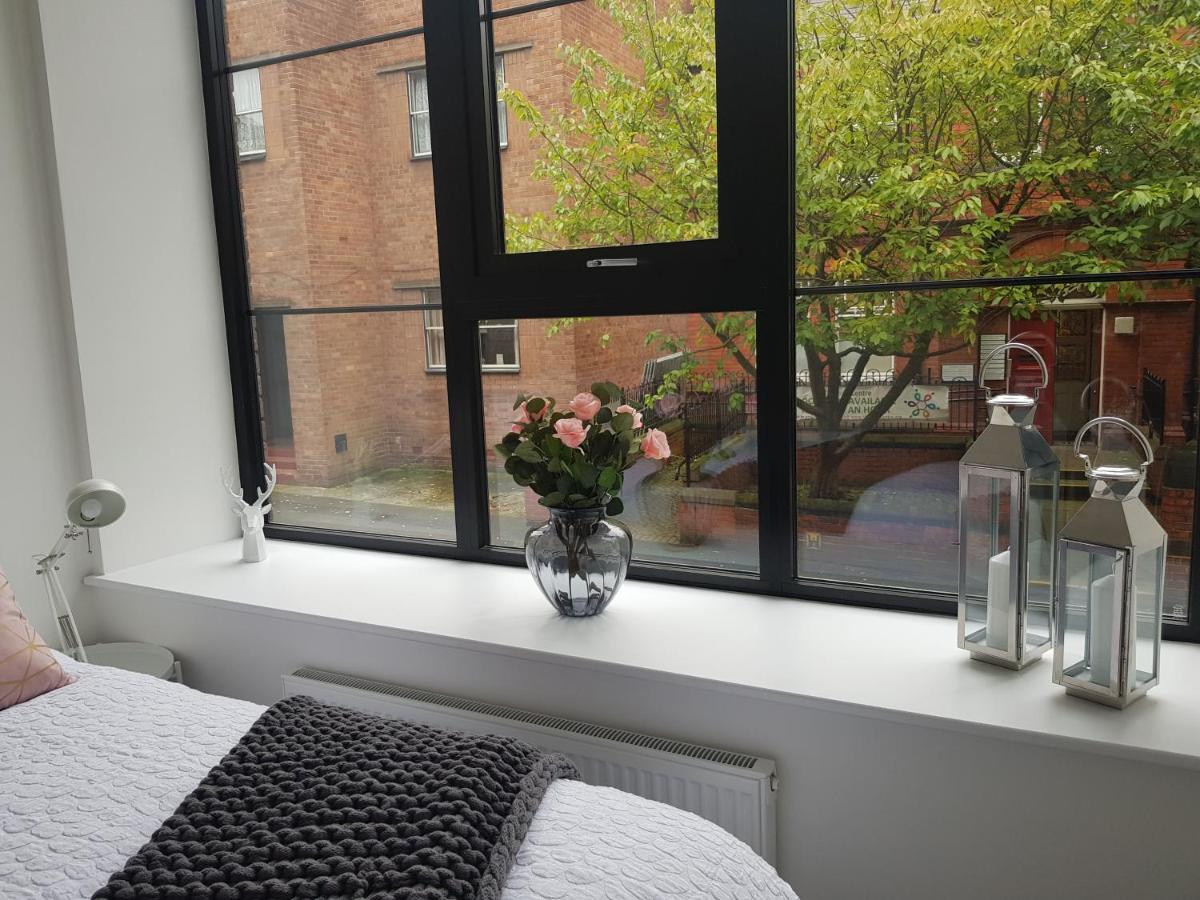 34 Cuppin Street - Luxury City Centre Apartment! Chester Exterior foto